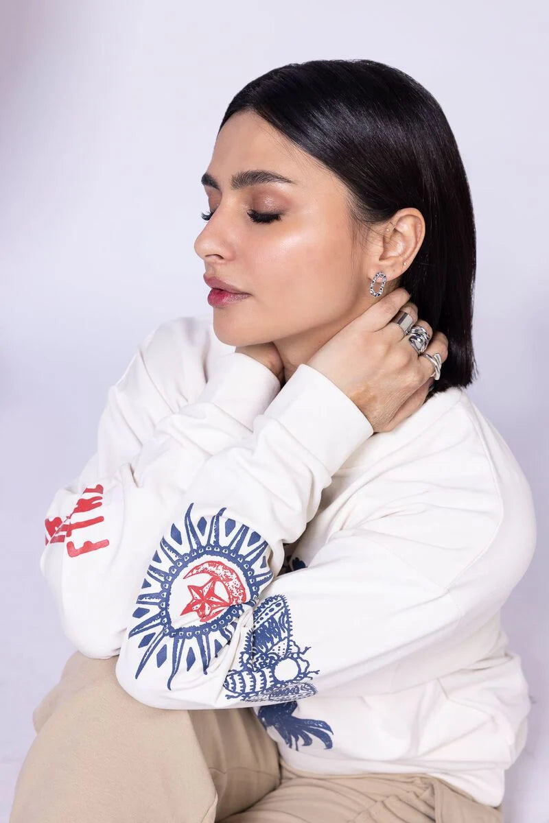 Sweatshirt